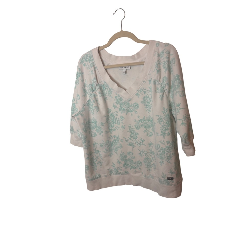 Fashion Bug Lightweight Sweatshirt XL White Mint Floral 3/4 Sleeve Cottagecore
